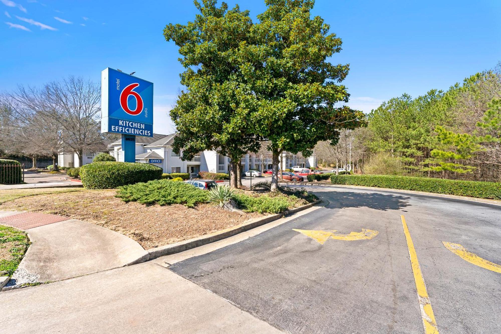 Motel 6 Duluth, Ga - Atlanta - Gwinnett Place المظهر الخارجي الصورة